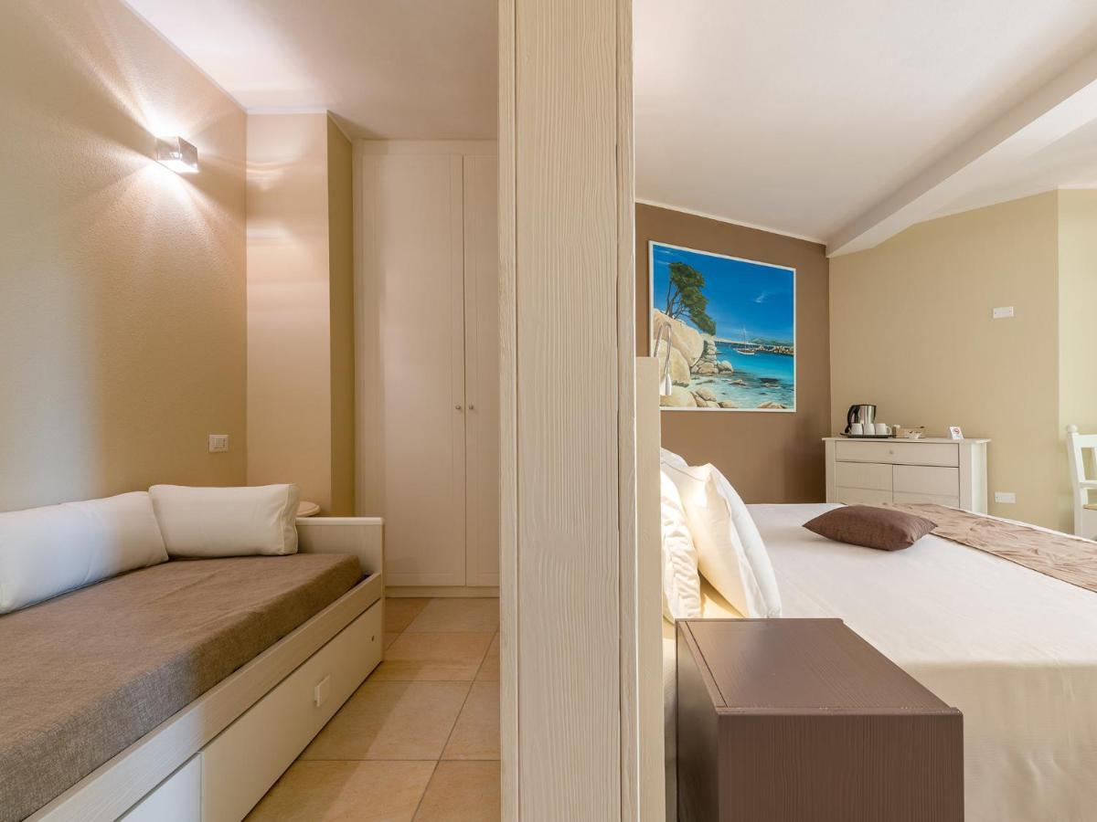 دوماس دي ماريا B&B Giglio Di Chia المظهر الخارجي الصورة